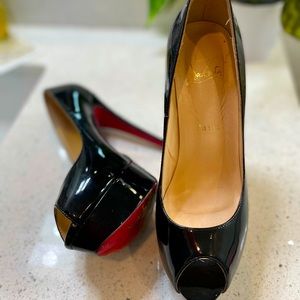 COPY - Un poco raspado la suela por el uso